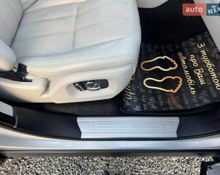 Серый Ленд Ровер Рендж Ровер, объемом двигателя 3 л и пробегом 153 тыс. км за 29900 $, фото 61 на Automoto.ua