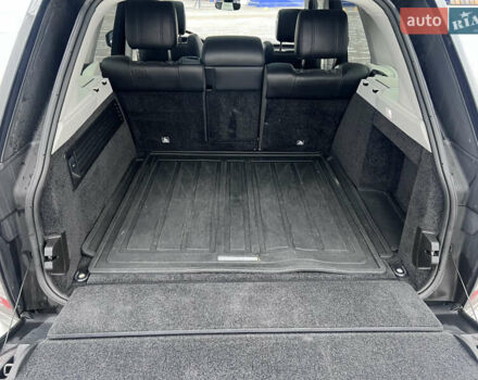 Серый Ленд Ровер Рендж Ровер, объемом двигателя 3 л и пробегом 158 тыс. км за 44000 $, фото 67 на Automoto.ua