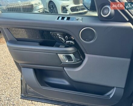 Серый Ленд Ровер Рендж Ровер, объемом двигателя 5 л и пробегом 158 тыс. км за 57000 $, фото 72 на Automoto.ua