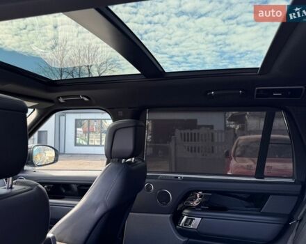 Серый Ленд Ровер Рендж Ровер, объемом двигателя 5 л и пробегом 158 тыс. км за 57000 $, фото 39 на Automoto.ua