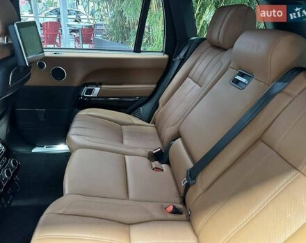 Серый Ленд Ровер Рендж Ровер, объемом двигателя 4.37 л и пробегом 61 тыс. км за 87704 $, фото 25 на Automoto.ua