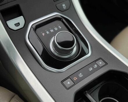 Серый Ленд Ровер Рендж Ровер, объемом двигателя 2 л и пробегом 80 тыс. км за 16500 $, фото 12 на Automoto.ua