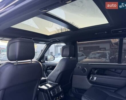 Серый Ленд Ровер Рендж Ровер, объемом двигателя 5 л и пробегом 158 тыс. км за 63900 $, фото 4 на Automoto.ua