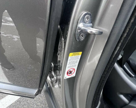 Серый Ленд Ровер Рендж Ровер, объемом двигателя 3 л и пробегом 158 тыс. км за 44000 $, фото 54 на Automoto.ua