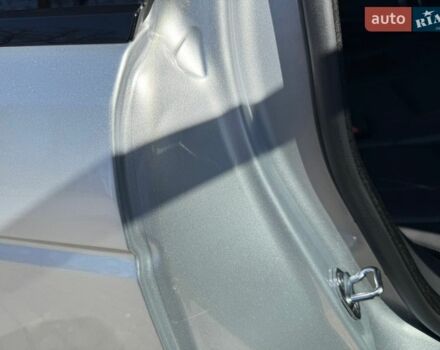 Серый Ленд Ровер Рендж Ровер, объемом двигателя 3 л и пробегом 161 тыс. км за 26999 $, фото 45 на Automoto.ua