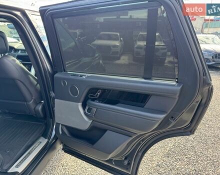 Серый Ленд Ровер Рендж Ровер, объемом двигателя 5 л и пробегом 158 тыс. км за 57000 $, фото 13 на Automoto.ua