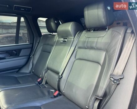 Серый Ленд Ровер Рендж Ровер, объемом двигателя 5 л и пробегом 158 тыс. км за 57000 $, фото 34 на Automoto.ua