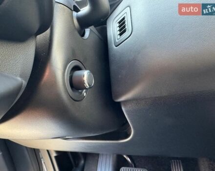 Серый Ленд Ровер Рендж Ровер, объемом двигателя 3 л и пробегом 161 тыс. км за 26999 $, фото 28 на Automoto.ua