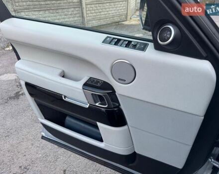 Серый Ленд Ровер Рендж Ровер, объемом двигателя 3 л и пробегом 153 тыс. км за 29900 $, фото 3 на Automoto.ua