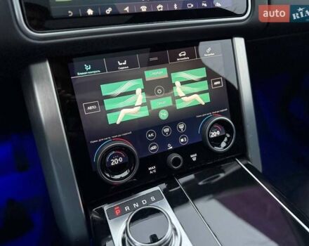 Сірий Ленд Ровер Рендж Ровер, об'ємом двигуна 5 л та пробігом 156 тис. км за 66990 $, фото 27 на Automoto.ua