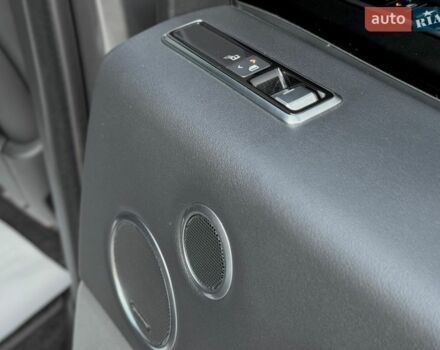 Серый Ленд Ровер Рендж Ровер, объемом двигателя 3 л и пробегом 168 тыс. км за 45000 $, фото 64 на Automoto.ua