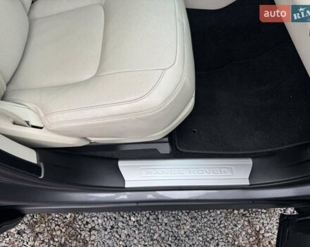Серый Ленд Ровер Рендж Ровер, объемом двигателя 3 л и пробегом 161 тыс. км за 51900 $, фото 22 на Automoto.ua