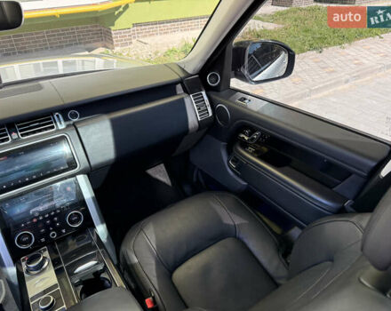 Сірий Ленд Ровер Рендж Ровер, об'ємом двигуна 3 л та пробігом 180 тис. км за 46500 $, фото 42 на Automoto.ua