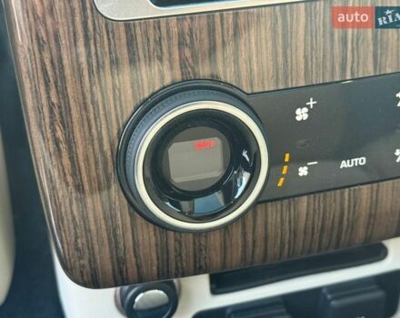 Серый Ленд Ровер Рендж Ровер, объемом двигателя 3 л и пробегом 169 тыс. км за 39500 $, фото 69 на Automoto.ua