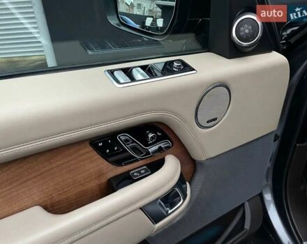 Серый Ленд Ровер Рендж Ровер, объемом двигателя 2.99 л и пробегом 55 тыс. км за 83000 $, фото 7 на Automoto.ua