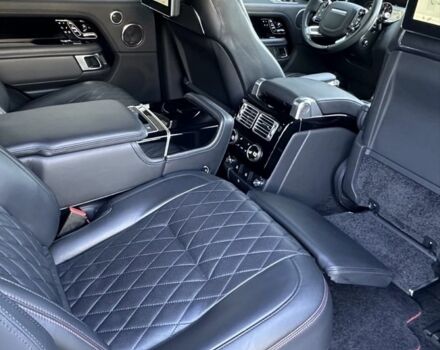 Сірий Ленд Ровер Рендж Ровер, об'ємом двигуна 5 л та пробігом 120 тис. км за 1693 $, фото 2 на Automoto.ua