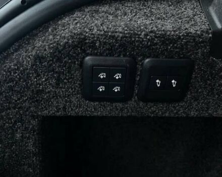 Серый Ленд Ровер Рендж Ровер, объемом двигателя 2.99 л и пробегом 55 тыс. км за 83000 $, фото 13 на Automoto.ua