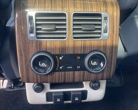 Сірий Ленд Ровер Рендж Ровер, об'ємом двигуна 2.99 л та пробігом 165 тис. км за 46000 $, фото 11 на Automoto.ua