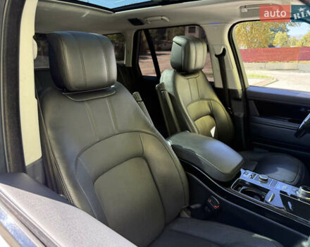 Сірий Ленд Ровер Рендж Ровер, об'ємом двигуна 3 л та пробігом 180 тис. км за 46500 $, фото 44 на Automoto.ua