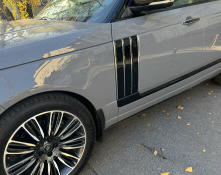 Серый Ленд Ровер Рендж Ровер, объемом двигателя 5 л и пробегом 75 тыс. км за 63000 $, фото 2 на Automoto.ua