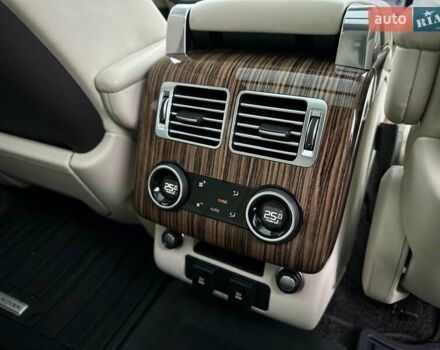 Сірий Ленд Ровер Рендж Ровер, об'ємом двигуна 2.99 л та пробігом 68 тис. км за 69900 $, фото 71 на Automoto.ua