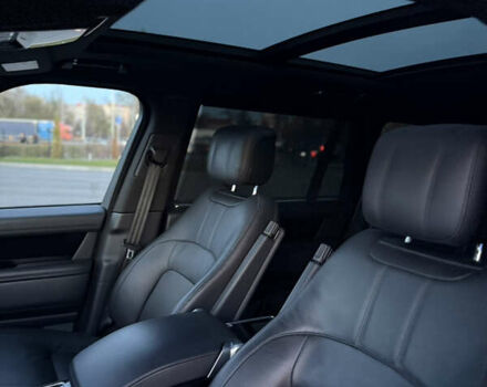 Серый Ленд Ровер Рендж Ровер, объемом двигателя 5 л и пробегом 150 тыс. км за 70000 $, фото 25 на Automoto.ua