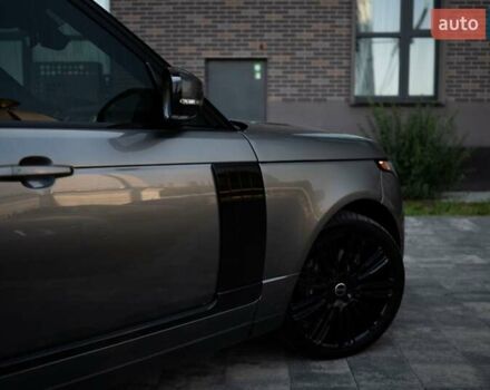 Серый Ленд Ровер Рендж Ровер, объемом двигателя 3 л и пробегом 130 тыс. км за 49500 $, фото 4 на Automoto.ua