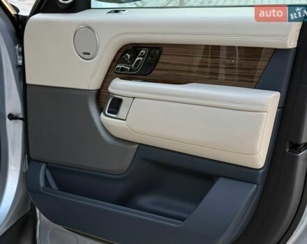 Серый Ленд Ровер Рендж Ровер, объемом двигателя 3 л и пробегом 169 тыс. км за 39500 $, фото 91 на Automoto.ua