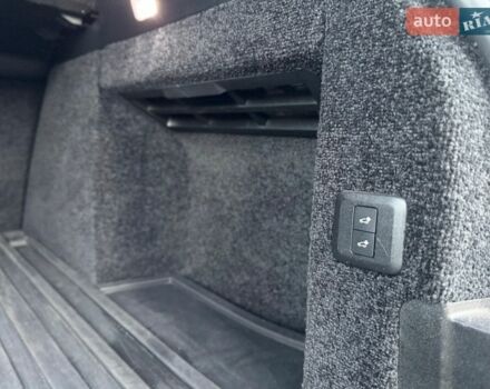 Серый Ленд Ровер Рендж Ровер, объемом двигателя 3 л и пробегом 168 тыс. км за 45000 $, фото 60 на Automoto.ua