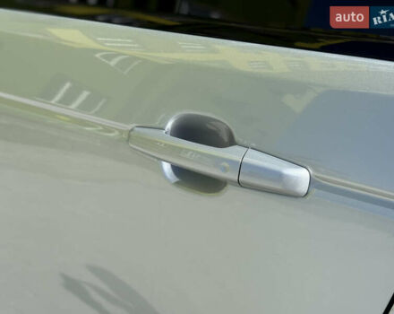 Сірий Ленд Ровер Рендж Ровер, об'ємом двигуна 3 л та пробігом 180 тис. км за 46500 $, фото 24 на Automoto.ua