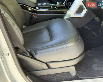 Сірий Ленд Ровер Рендж Ровер, об'ємом двигуна 3 л та пробігом 180 тис. км за 46500 $, фото 43 на Automoto.ua