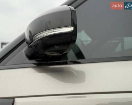 Ленд Ровер Рендж Ровер 2018 в Киеве на Automoto.ua Серый Ленд Ровер Рендж Ровер, объемом двигателя 2.99 л и пробегом 180 тыс. км за 56000 $, фото 10 на Automoto.ua