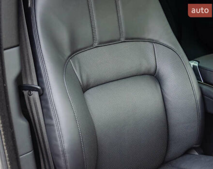 Серый Ленд Ровер Рендж Ровер, объемом двигателя 2.99 л и пробегом 185 тыс. км за 53500 $, фото 34 на Automoto.ua