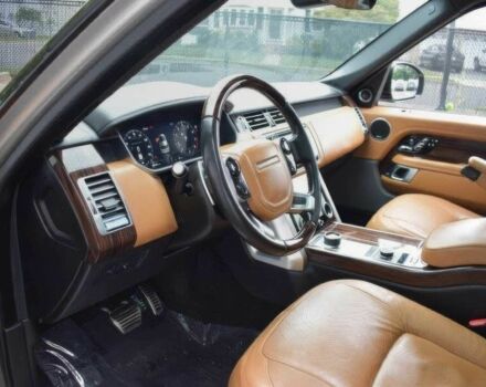 Серый Ленд Ровер Рендж Ровер, объемом двигателя 5 л и пробегом 30 тыс. км за 12000 $, фото 8 на Automoto.ua