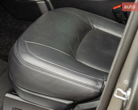 Серый Ленд Ровер Рендж Ровер, объемом двигателя 2.99 л и пробегом 185 тыс. км за 53500 $, фото 32 на Automoto.ua