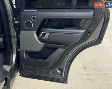 Серый Ленд Ровер Рендж Ровер, объемом двигателя 3 л и пробегом 168 тыс. км за 54000 $, фото 32 на Automoto.ua