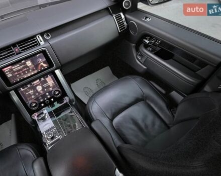 Серый Ленд Ровер Рендж Ровер, объемом двигателя 3 л и пробегом 168 тыс. км за 45000 $, фото 76 на Automoto.ua