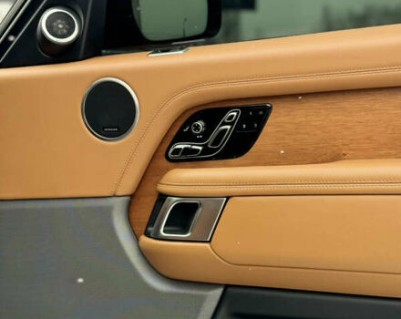 Сірий Ленд Ровер Рендж Ровер, об'ємом двигуна 4.37 л та пробігом 242 тис. км за 54900 $, фото 9 на Automoto.ua