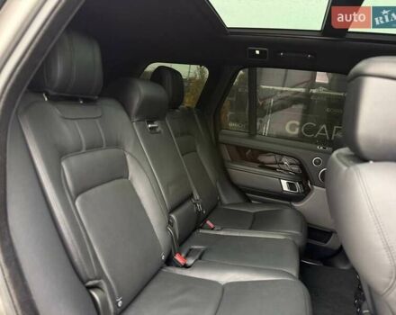 Ленд Ровер Рендж Ровер 2018 в Киеве на Automoto.ua Серый Ленд Ровер Рендж Ровер, объемом двигателя 2.99 л и пробегом 180 тыс. км за 56000 $, фото 26 на Automoto.ua