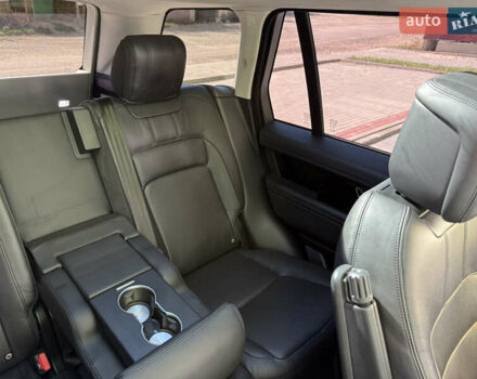 Сірий Ленд Ровер Рендж Ровер, об'ємом двигуна 3 л та пробігом 180 тис. км за 46500 $, фото 55 на Automoto.ua