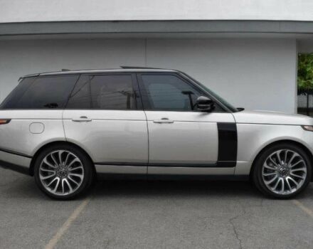 Серый Ленд Ровер Рендж Ровер, объемом двигателя 5 л и пробегом 30 тыс. км за 12000 $, фото 6 на Automoto.ua