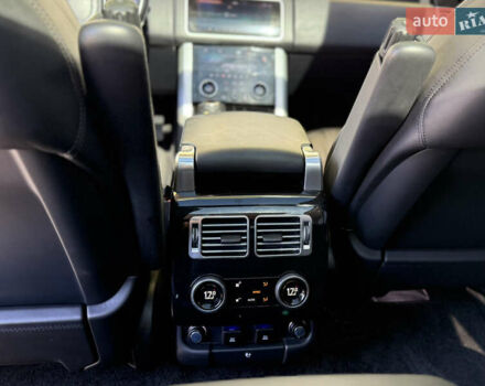 Сірий Ленд Ровер Рендж Ровер, об'ємом двигуна 3 л та пробігом 180 тис. км за 46500 $, фото 62 на Automoto.ua