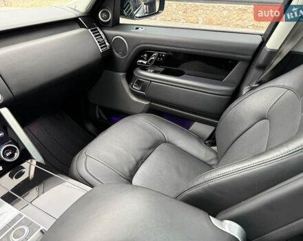 Серый Ленд Ровер Рендж Ровер, объемом двигателя 3 л и пробегом 180 тыс. км за 45999 $, фото 22 на Automoto.ua