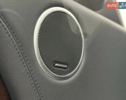 Ленд Ровер Рендж Ровер 2018 в Киеве на Automoto.ua Серый Ленд Ровер Рендж Ровер, объемом двигателя 2.99 л и пробегом 180 тыс. км за 56000 $, фото 15 на Automoto.ua