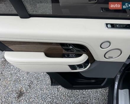 Серый Ленд Ровер Рендж Ровер, объемом двигателя 3 л и пробегом 161 тыс. км за 51900 $, фото 81 на Automoto.ua