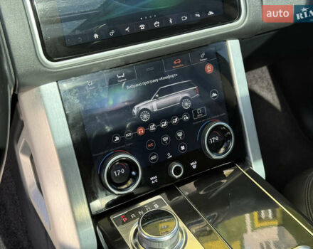 Ленд Ровер Рендж Ровер 2018 в Тернополе на Automoto.ua Серый Ленд Ровер Рендж Ровер, объемом двигателя 3 л и пробегом 178 тыс. км за 43700 $, фото 22 на Automoto.ua