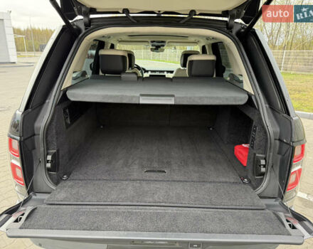 Серый Ленд Ровер Рендж Ровер, объемом двигателя 2.99 л и пробегом 61 тыс. км за 63000 $, фото 11 на Automoto.ua