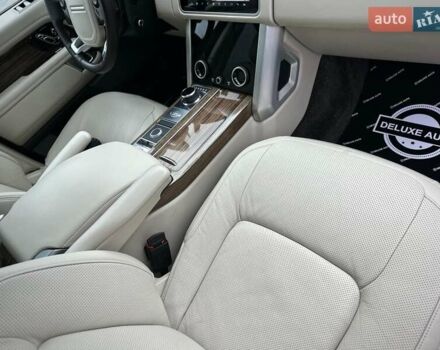 Сірий Ленд Ровер Рендж Ровер, об'ємом двигуна 2.99 л та пробігом 68 тис. км за 69900 $, фото 56 на Automoto.ua