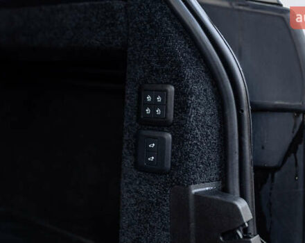 Сірий Ленд Ровер Рендж Ровер, об'ємом двигуна 3 л та пробігом 122 тис. км за 52500 $, фото 27 на Automoto.ua