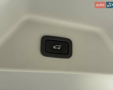 Сірий Ленд Ровер Рендж Ровер, об'ємом двигуна 3 л та пробігом 180 тис. км за 46500 $, фото 54 на Automoto.ua